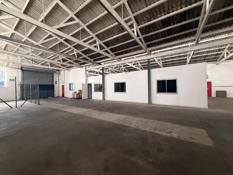 To Let Commercial Property for Rent in North End Eastern Cape